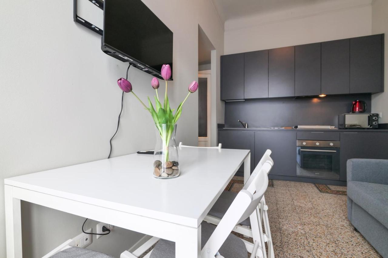 Primopiano - Giacosa Apartment Milan Bagian luar foto