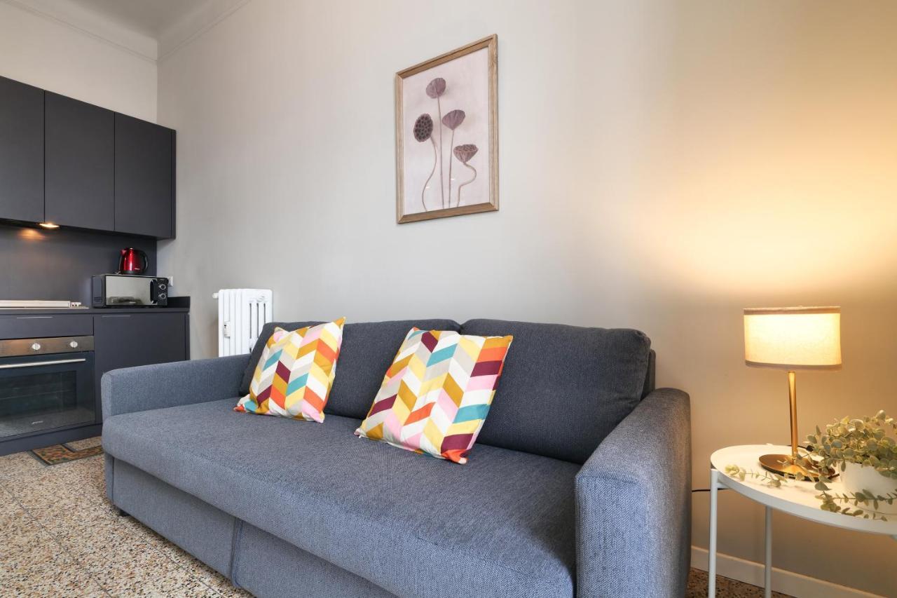 Primopiano - Giacosa Apartment Milan Bagian luar foto
